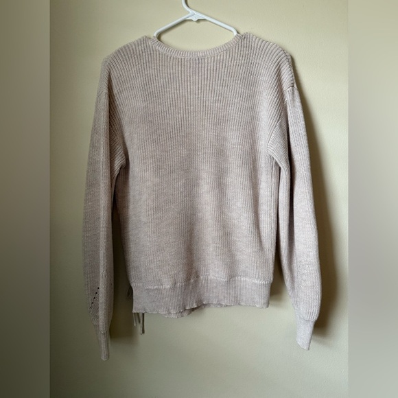 Gentle fawn knit sweater - Picture 2 of 6